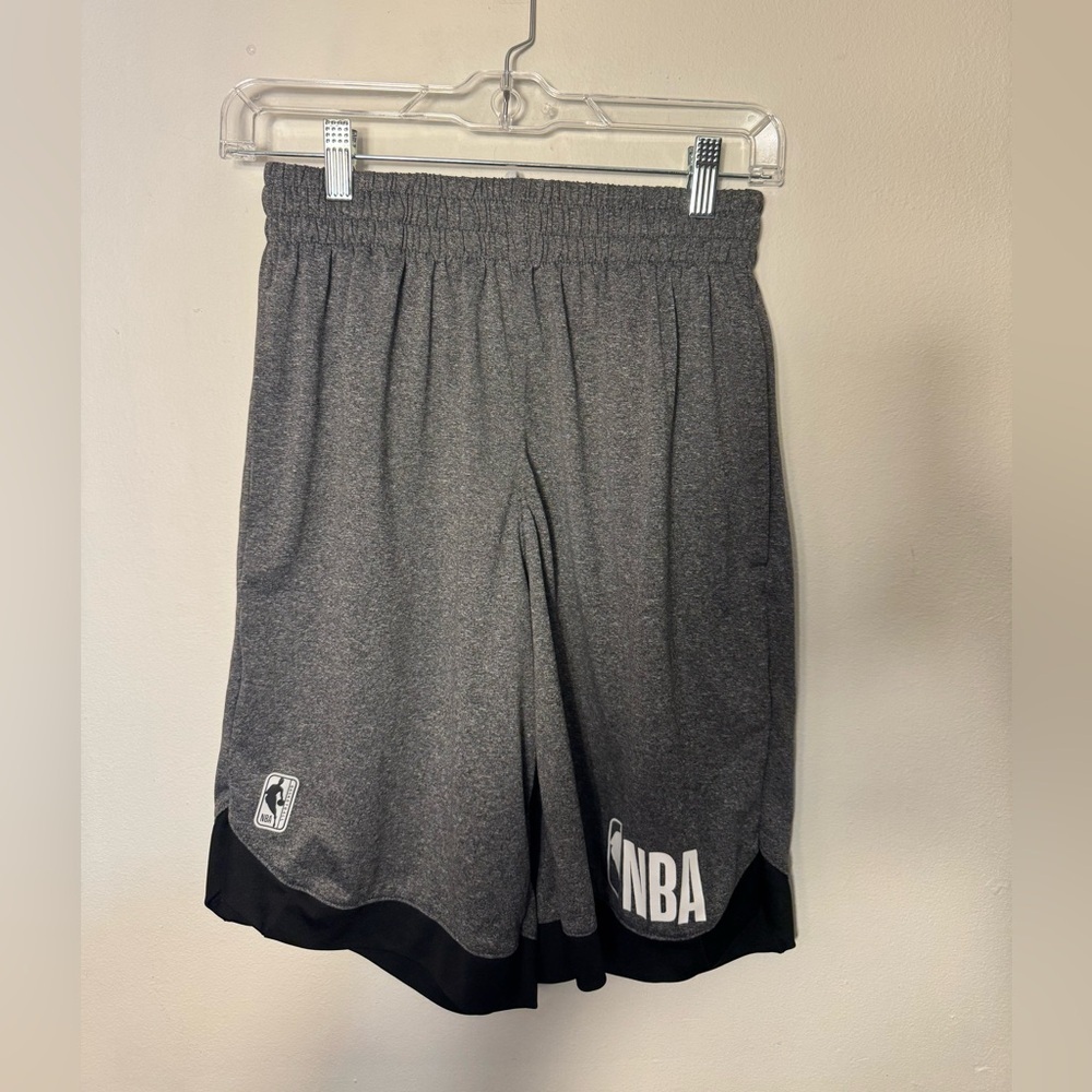 NBA Men's Heather Gray and Black Basketball Shorts Size Small